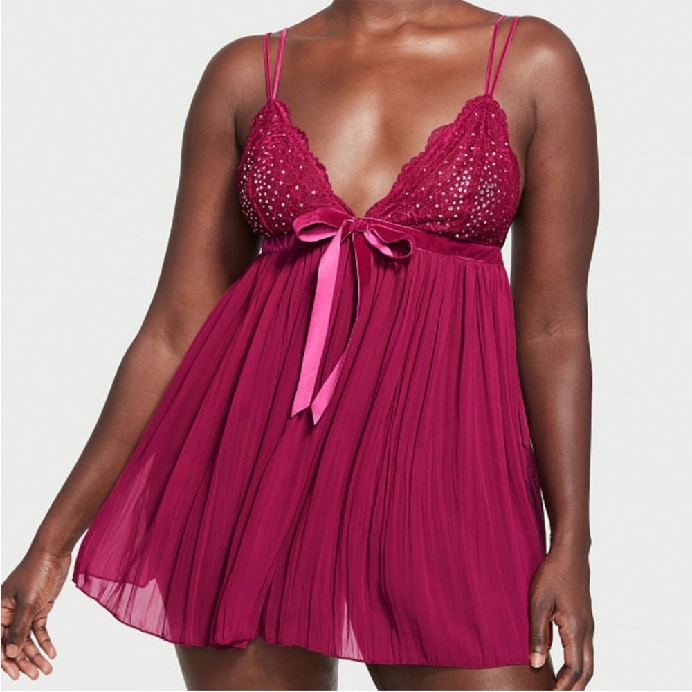 VS lingerie set Victoria’s Secret